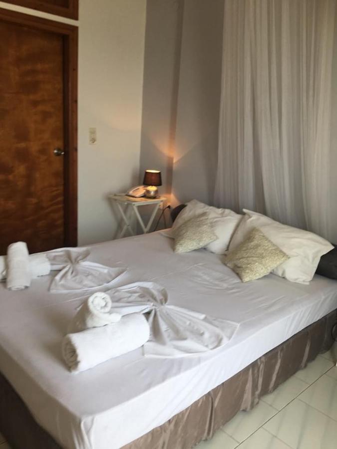 Hotel Katerina ピタゴリオ エクステリア 写真
